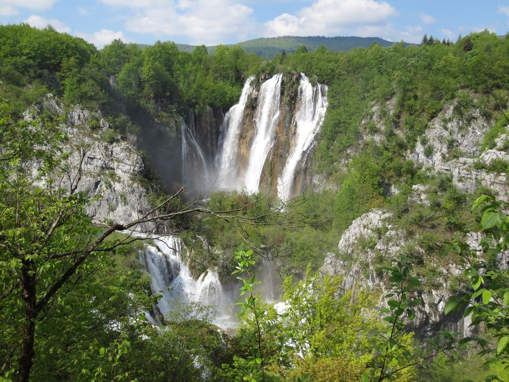 House Jezerka Hotel Йезерце Екстериор снимка